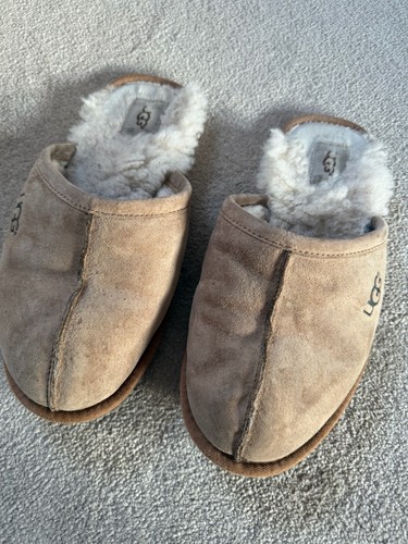 Ugg slippers size brown - ugg,