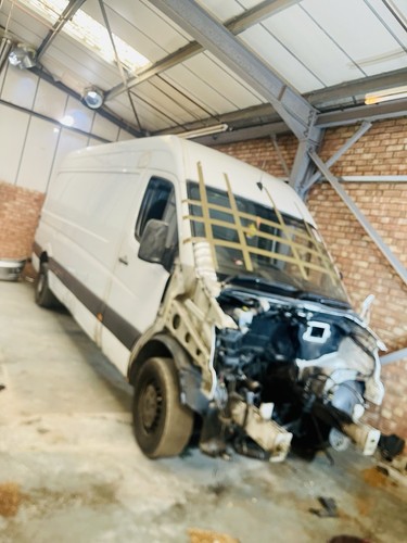 99p breaking mercedes - breaking,