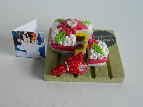 12th scale dolls - (x2.13), 1/12th