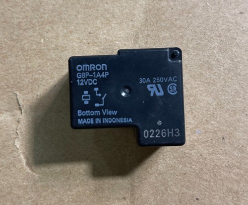 New pcs omron - new, 12vdc