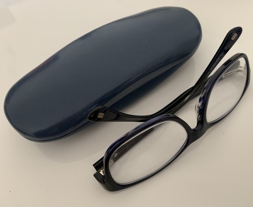 Gok wan dark blue plastic - dark,