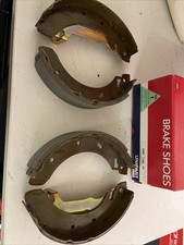 Ford Escort Estate/van Rear Brake Shoes 44mm Width 228 Brake Diameter 1990/2000