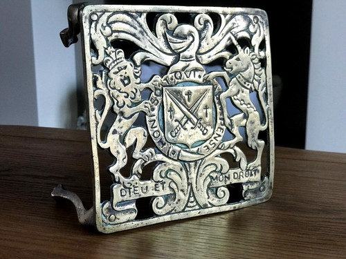 Antique victorian ornate kings - ornate,