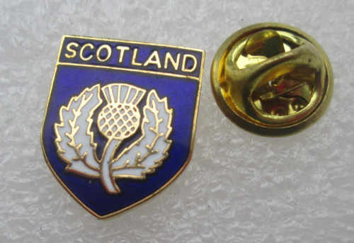 Souvenir pin badge - badge, scotland