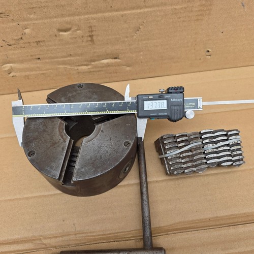 Arowa 3 jaw self - arowa,