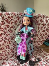 Ever After High  Rebel doll  Madeleine Hatter Way Too Wonderland Mattel 2012