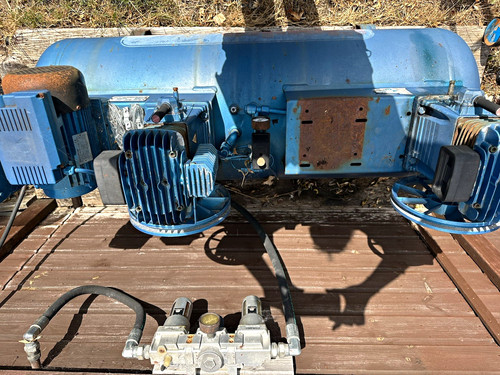 Clarke industrial stationary - clarke,