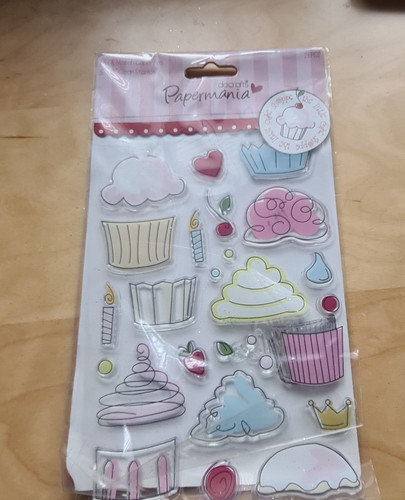Papermania set the little - of,