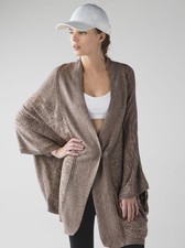 Lululemon breeze easy wrap