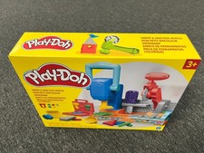 NEW Play-Doh Stamp & Saw Playset Construction Tools Mold Cutting Kit Kids Toy
