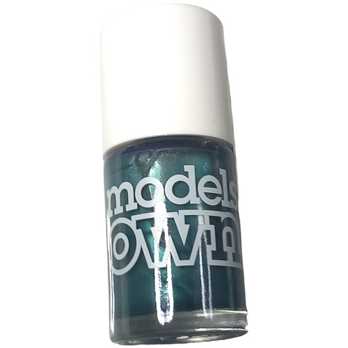 Models own nail - models,