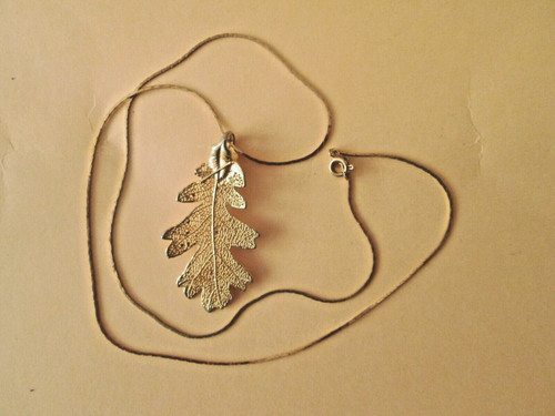 Vintage artisan gold tone - artisan,