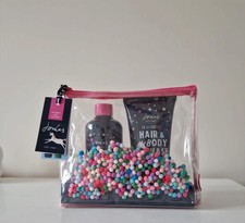 joules washbag- hair and body
