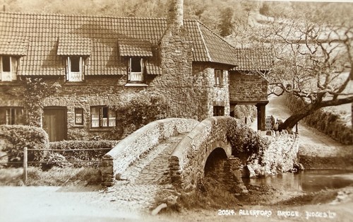 Old alresford cottages - old,