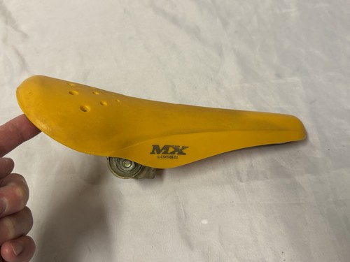 Kashimax yellow seat stamped - seat,
