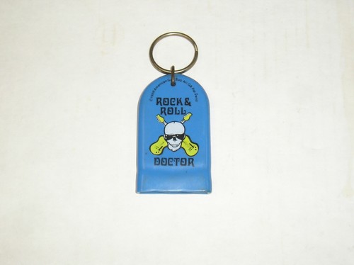Vintage 1988 keychain coin - keychain,