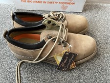 Goliath Safety Boots Size 8