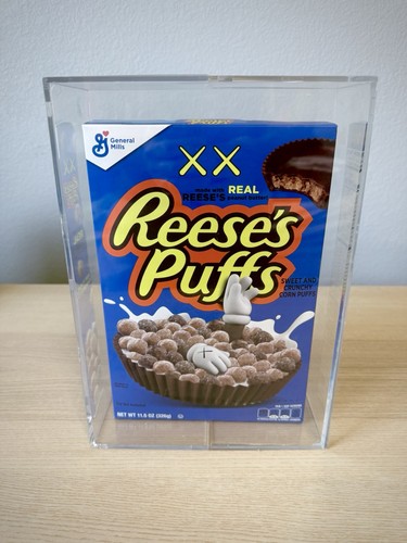 Kaws reeses puffs limited - x,