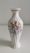 Vintage Wedgwood RIBBON CASCADE bone China Vase Made In England