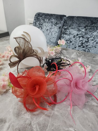Job lot fascinators red - 4,