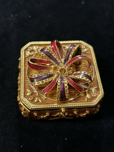 Rare joan rivers red - rivers, enamel