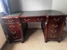 Partner Desk (Mahogany Walnut Brown)