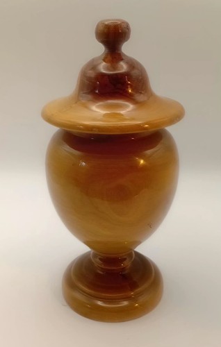 Vintage laquered glossy turned - laquered,
