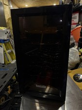 Baumatic BW18 BL  (18 bottle)