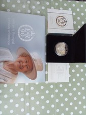 silver coin Queen Elizabeth 11