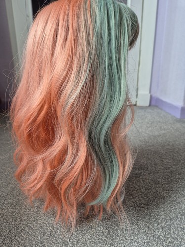 Peach fashion wig - with, jade