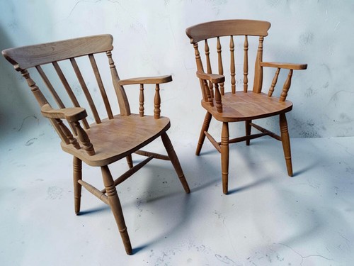 Pair mismatched vintage - of,