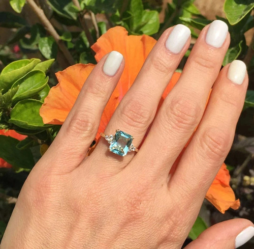 Emerald cut aquamarine - emerald,