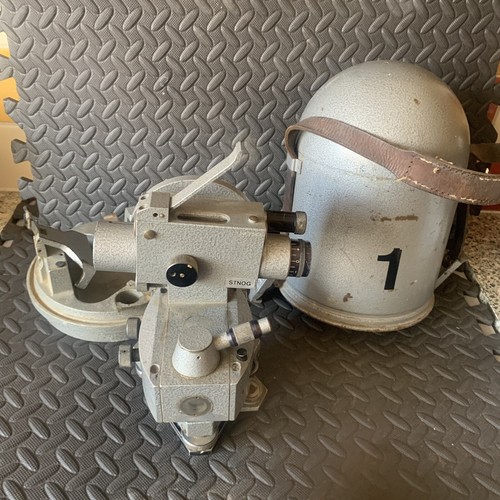 Vintage slom paris - slom, theodolite