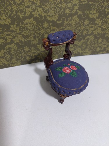 Dolls house 12th scale - dolls, resin