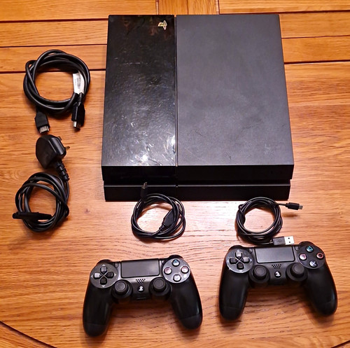 Sony playstation ps4 - 4,