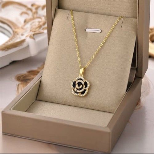 Gold black rose necklace women - gold,