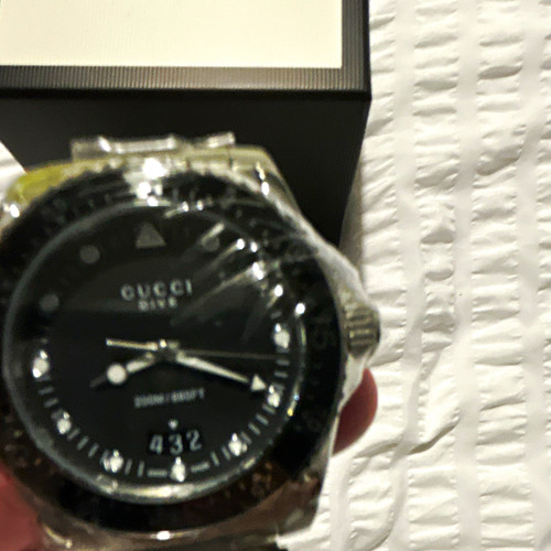 Gucci dive quartz black dial - black,