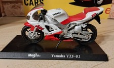 Maisto Mega Bikes 1:18 Yamaha