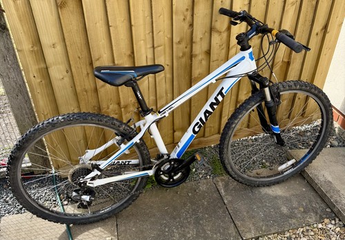 Giant revel mountain bike xs - 3,