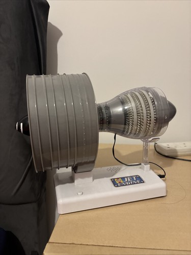 Model jet engine - jet,
