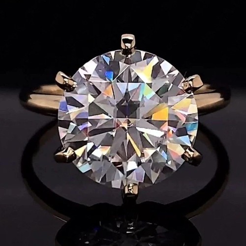 Tcw round cut moissanite - round,