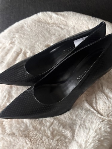 Russell bromley black court - bromley,