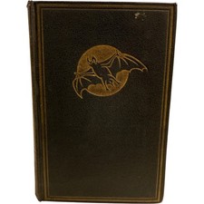 The Mammoth Book Of Thrillers