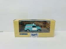 Corgi 96951 Morris Mini Police