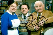 Sir David Jason Signed 6x4 Photo Open All Hours Granville Autograph Signature