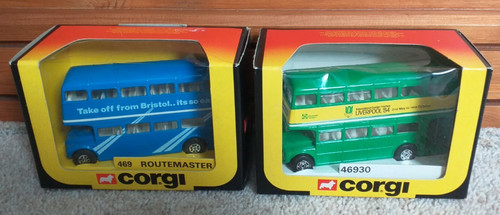 Corgi buses 469 - 2-,