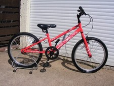 FANTASTIC GIRLS APOLLO ENVY BIKE FRAME 11" WHEELS 20" SERVICED COST £150 NEW