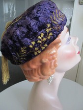 VINTAGE VELVET HAT SMOKING