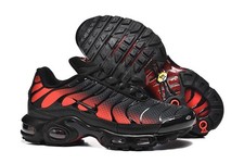 Nike Air Max TN Plus Tailwind Low-Top Running Shoes - Men's size