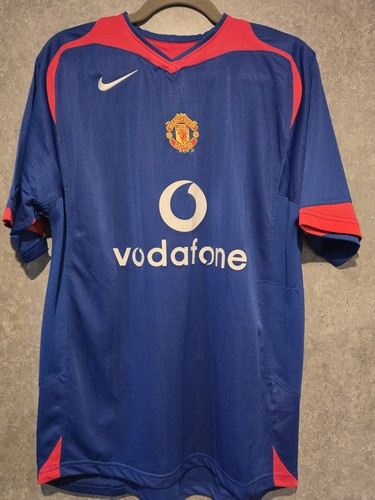 Manchester united retro - manchester,